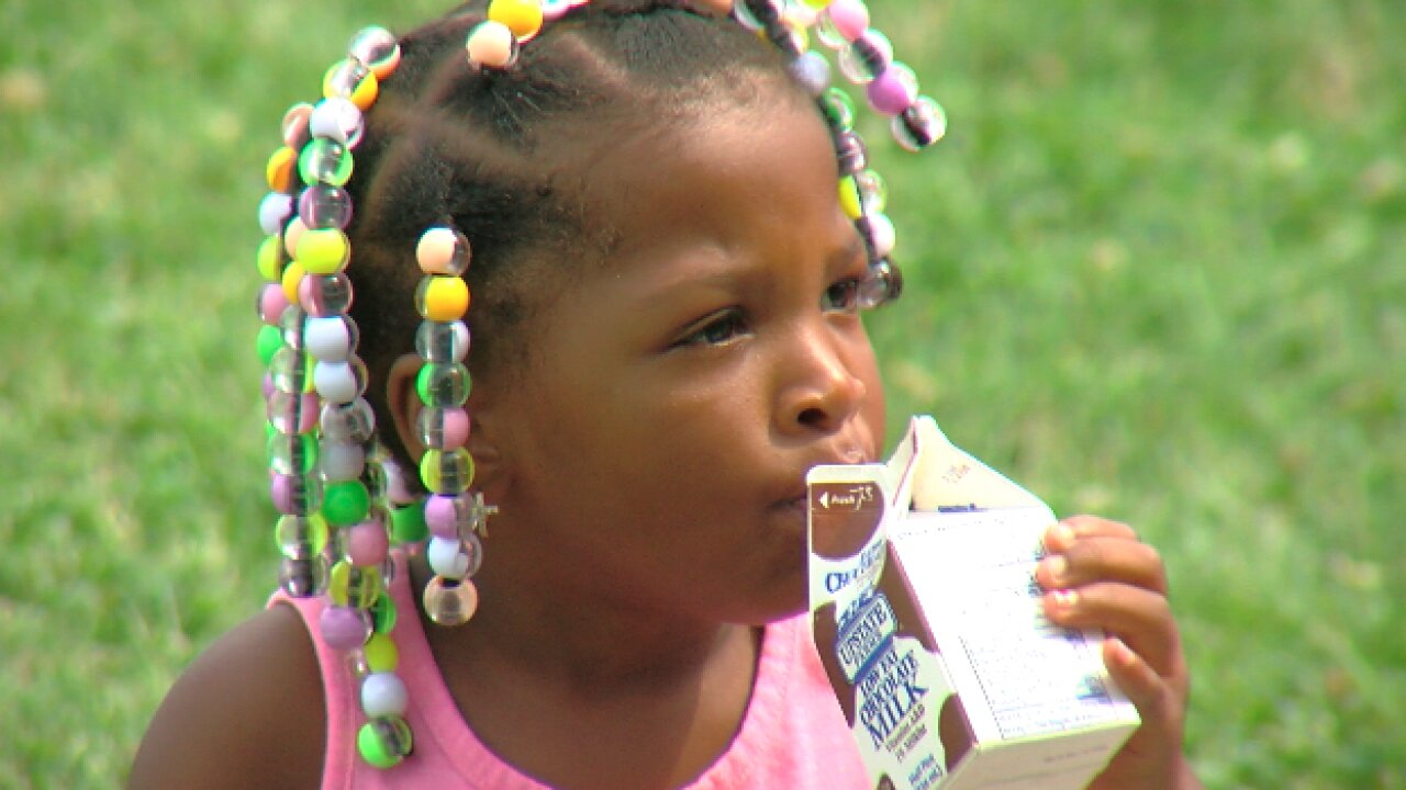 Buffalo's Free Summer Meals Program kicks off with support of Buffalo Bills legend Thurman Thomas