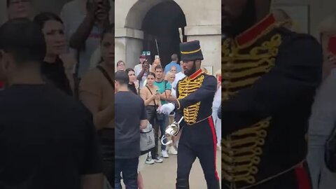 police make way for the Queen's Guard #horseguardsparade