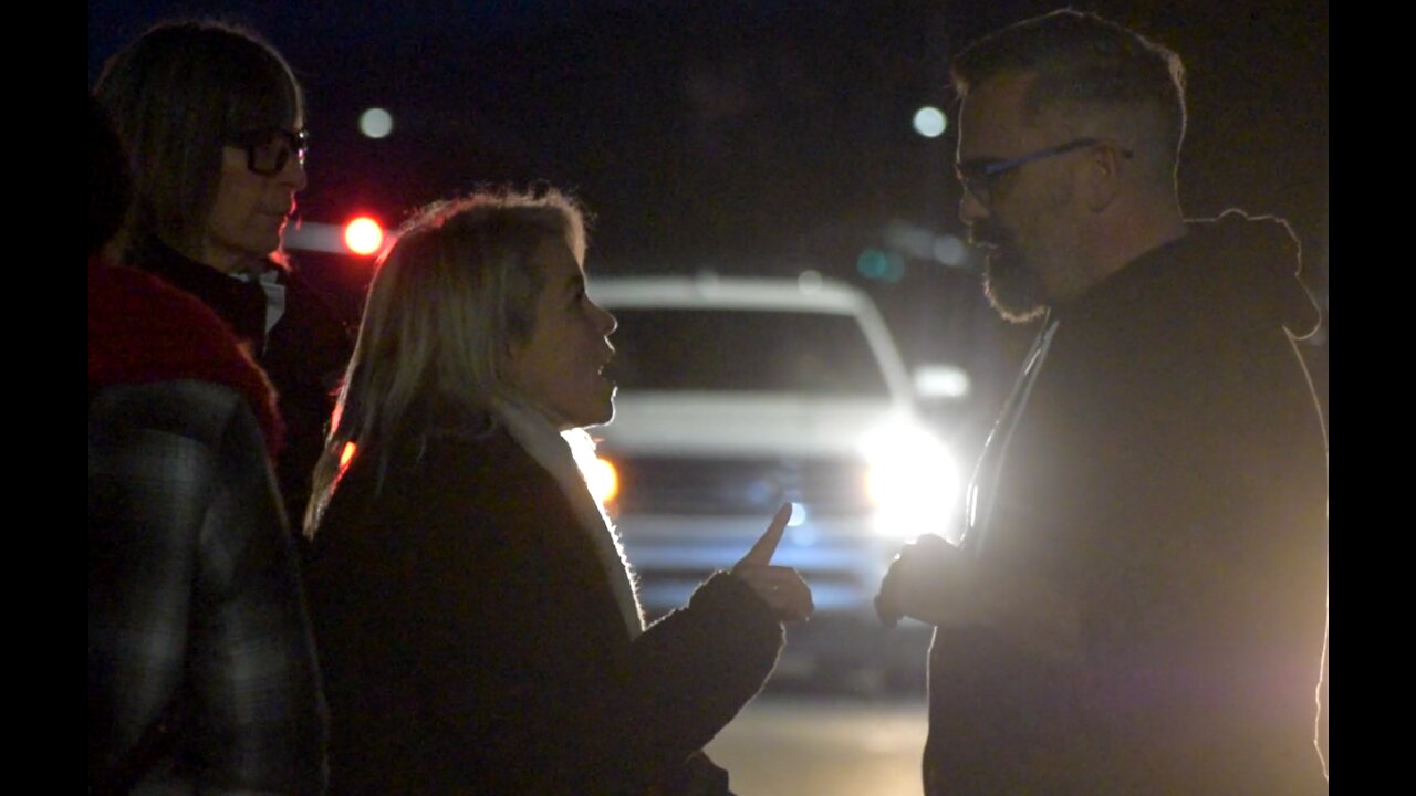 Confrontation at Child Vax Protest - Lynden, WA