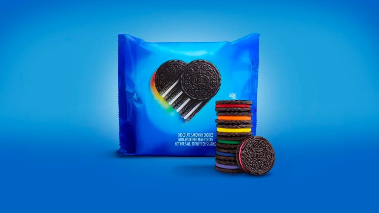 Is Oreo ... Grooming Children??