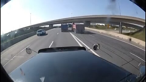 Reckless Lane Change On Highway 400