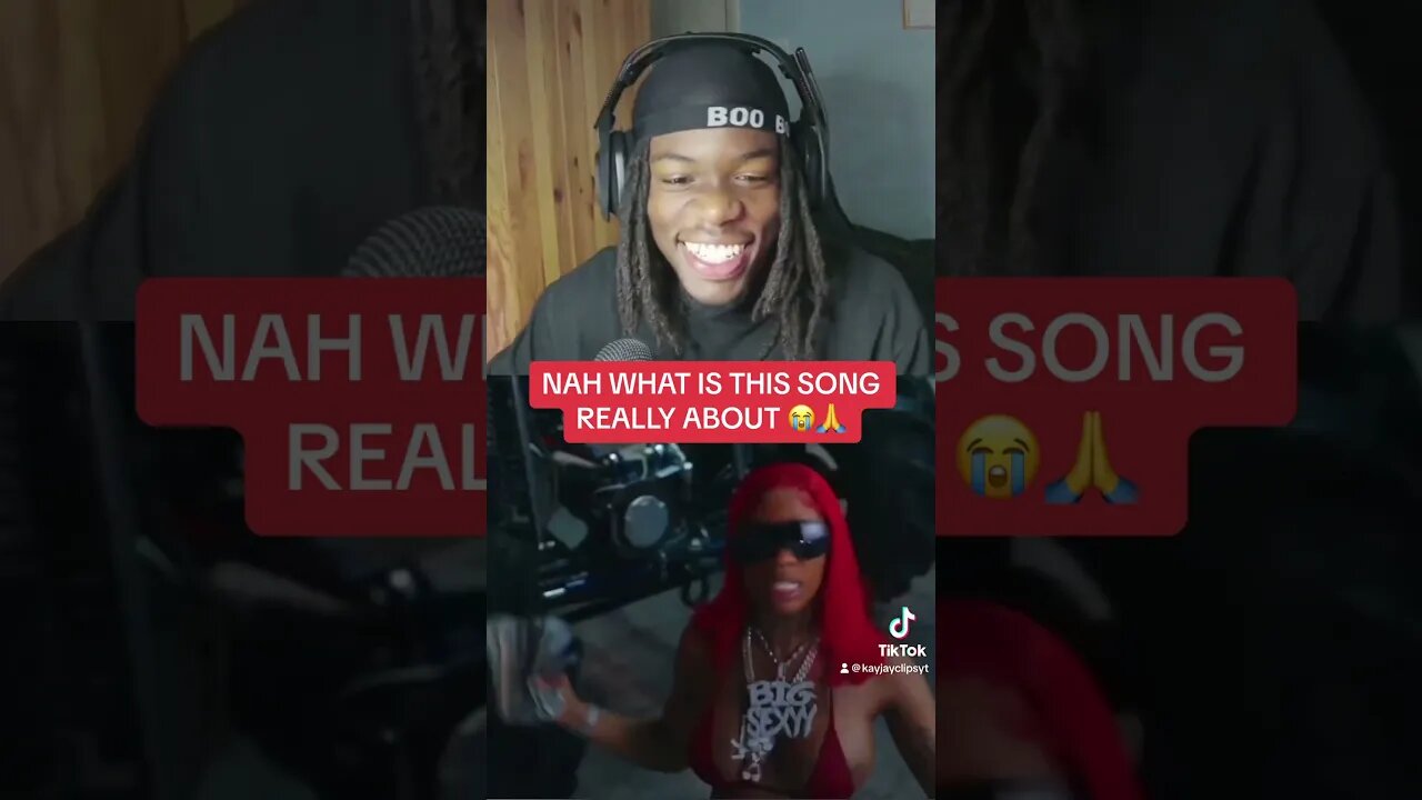 WHAT IS SHE YAPPING ABOUT 😭❌ #streamer #streamerclips #twitch #twitchstreamer #dreads