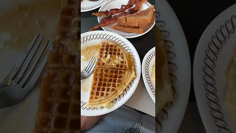 Don’t KNOCK the Waffle House! 🧇🥰