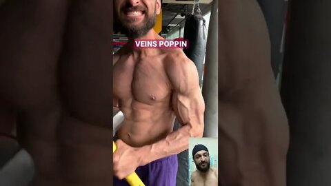 VEINS POPPING OUT (VASCULARITY) #shorts #youtubeshorts