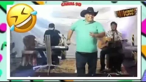 TA DOIDO TAMBEM NINGUEM ME AVISA, PENSA NUM SUSTO QUE O CANTOR LEVOU NO PALCO ( MEME ) #shorts