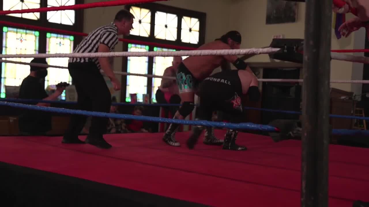Local pro wrestling comes to The Fledge