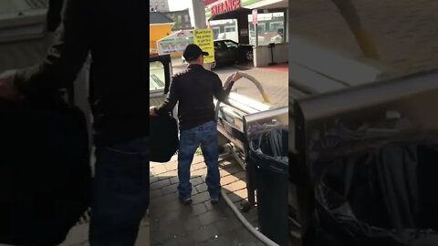 máquina de limpar tapetes automotivos na América!