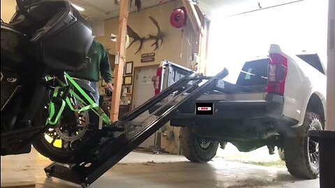 Rampage Motorcycle Lift/ Indian Challenger