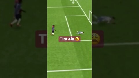 Tira esse cara do time 😉/fifa 22