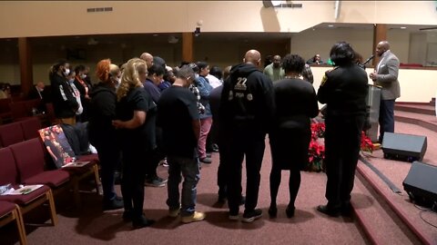 Family members of homicide victims gather for community vigil