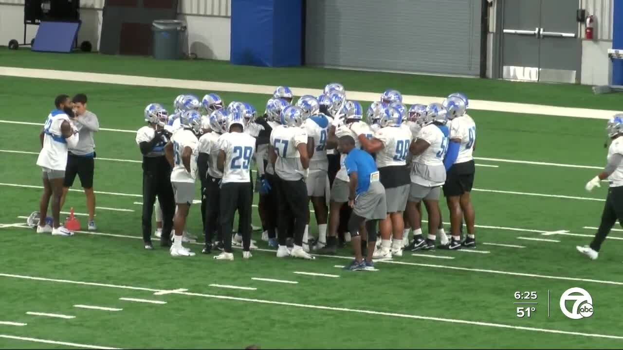 Lions move practice indoors, continuing to prep for Ravens