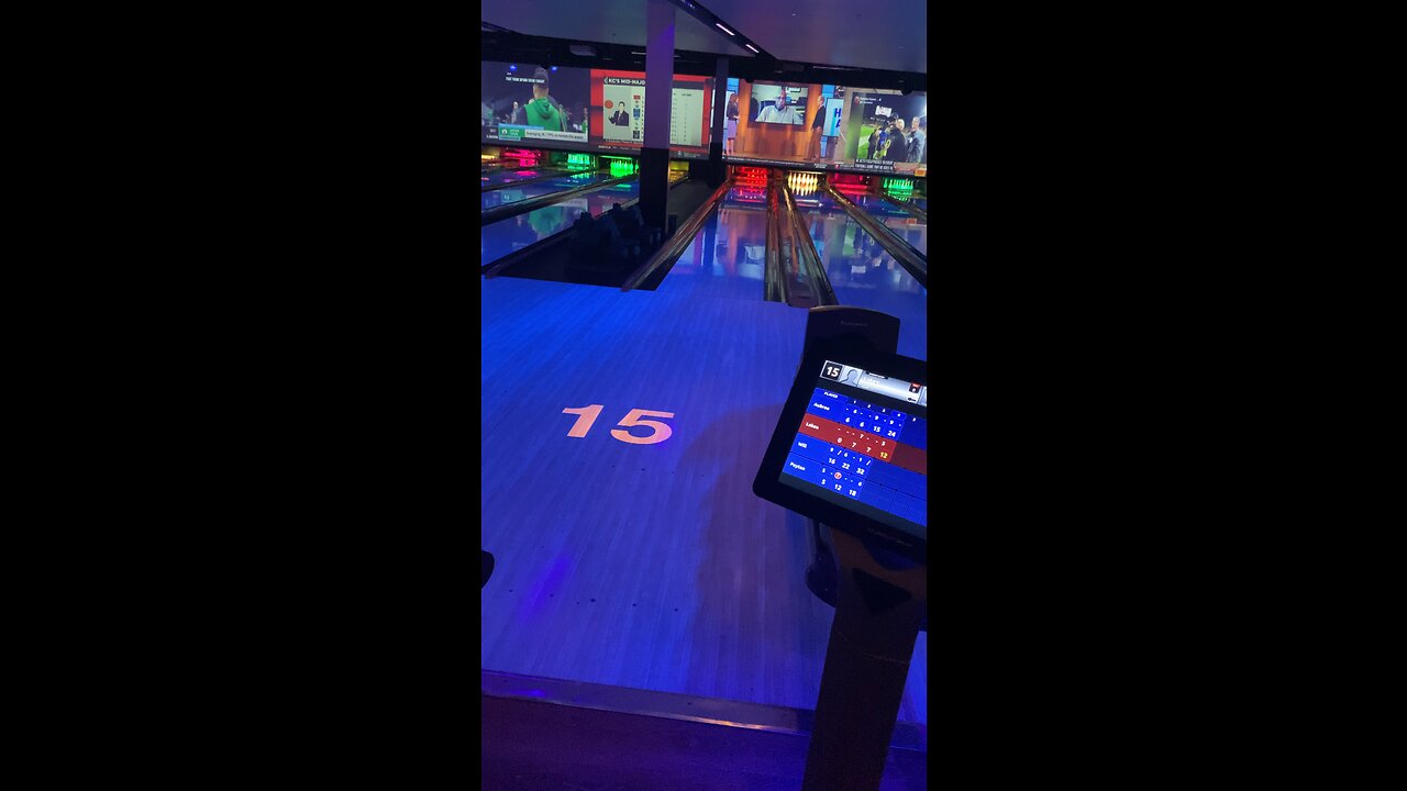 Bowling Night Strike!!