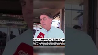 Alguém está pregando golpe no Brasil?