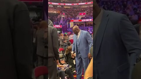 Big Shaq meets Bigger Tacko