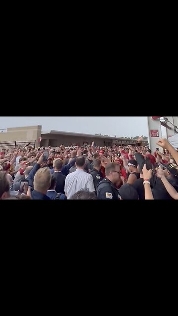 INCREDIBLE: Trump Becomes the Star of the Iowa v. Iowa State Football Game