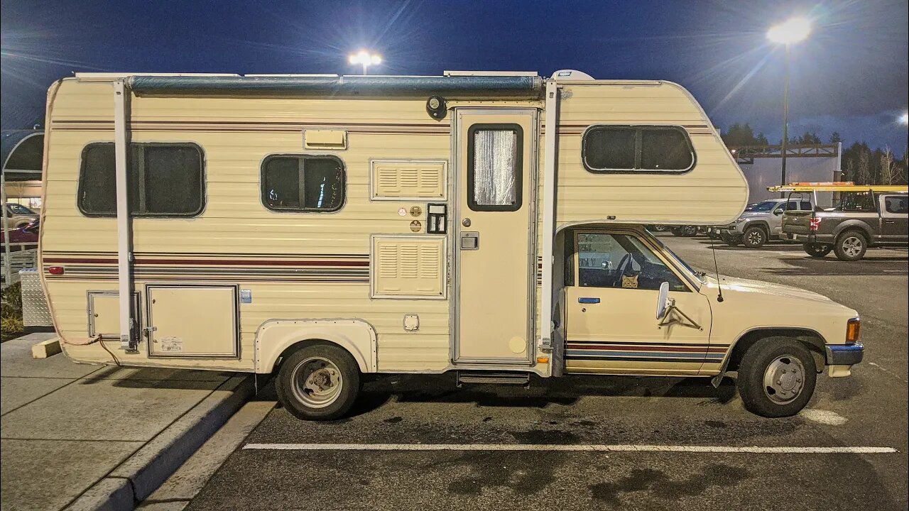 Emily drives our Toyota motorhome for the first time