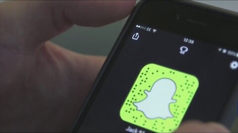 Snapchat’s New AI Chatbot: Raising Concerns Among Teens & Parents – Is It Safe