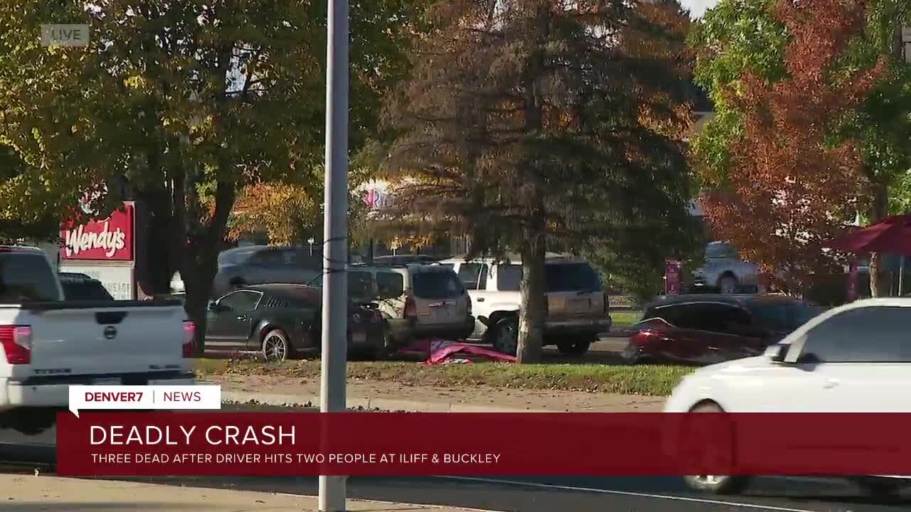 3 dead, 2 injured after van crashes into pedestrians in Aurora