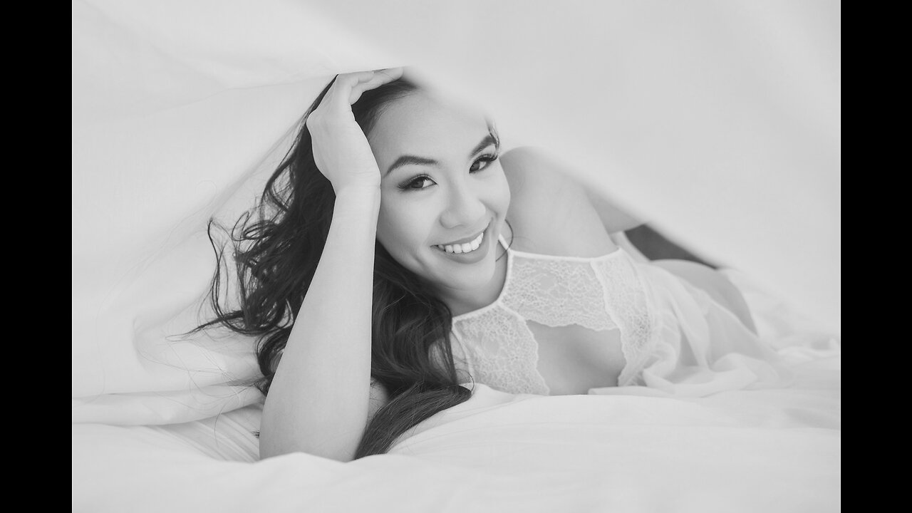 Boudoir- White Sheets BTS with Lynn