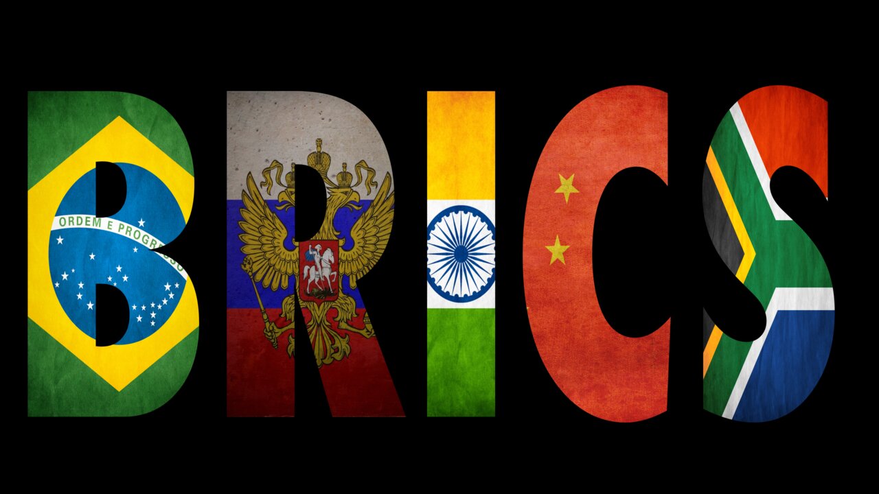 BRICS organization will overthrow US hegemony.