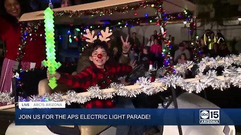 APS Electric Light Parade hits Phoenix streets (Part 1)
