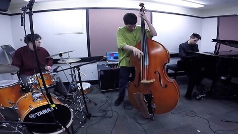 Reaching Fourth by McCoy Tyner - Played by Max Holm and Friends (Jazz Trio)