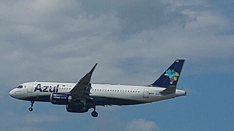 Airbus A320NEO PR-YRE vindo de Campinas para Manaus