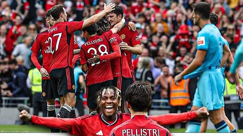 WHAT IS HAPPENING TO MAN UNITED PLAYERS