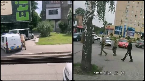 Ukrainian man getting grabbed from the streets (hijacked) by the Regime!