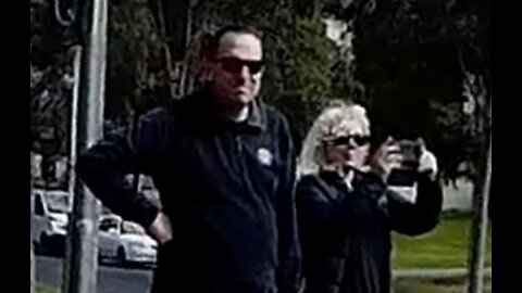 How the handlers use the neighbours to let my mother know she's on watch and Maui staged fires