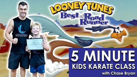 GREEN SCREEN Experience - Racing against the ROAD RUNNER. CHASE v.s. ROAD RUNNER