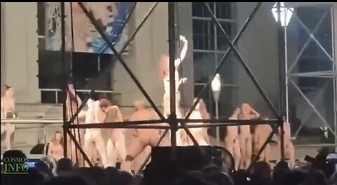 Music festival in Vienna with performers naked in front of children