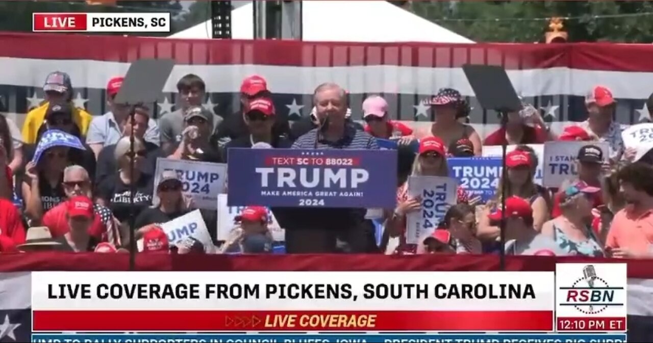 Sen Lindsey Graham Gets BOOED At Trump Rally