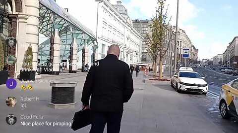 Walking Around Moscow Under Unprecedented Sanctions!