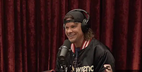 The Joe Rogan Experience: Theo Von #2226 [Full Podcast]