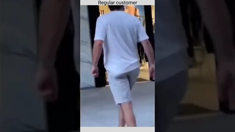 Regular customer...🐿️🥜😍