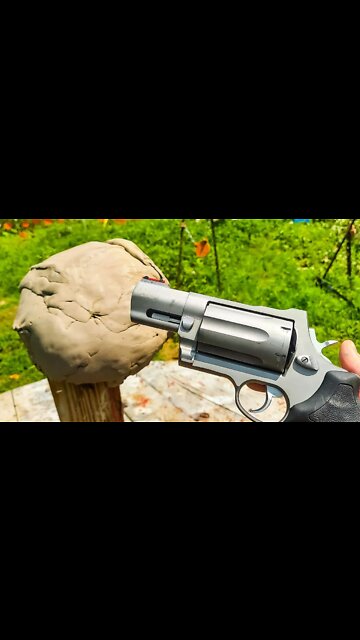 454 casull DESTROYED the clay.... #shorts