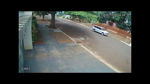Com muita calma homem invade residência e furta bicicleta de criança em Campina da Lagoa