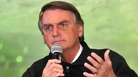 Acompanhar políticos em redes sociais, o novo “crime” no Brasil orwelliano Leia mais em: https://www