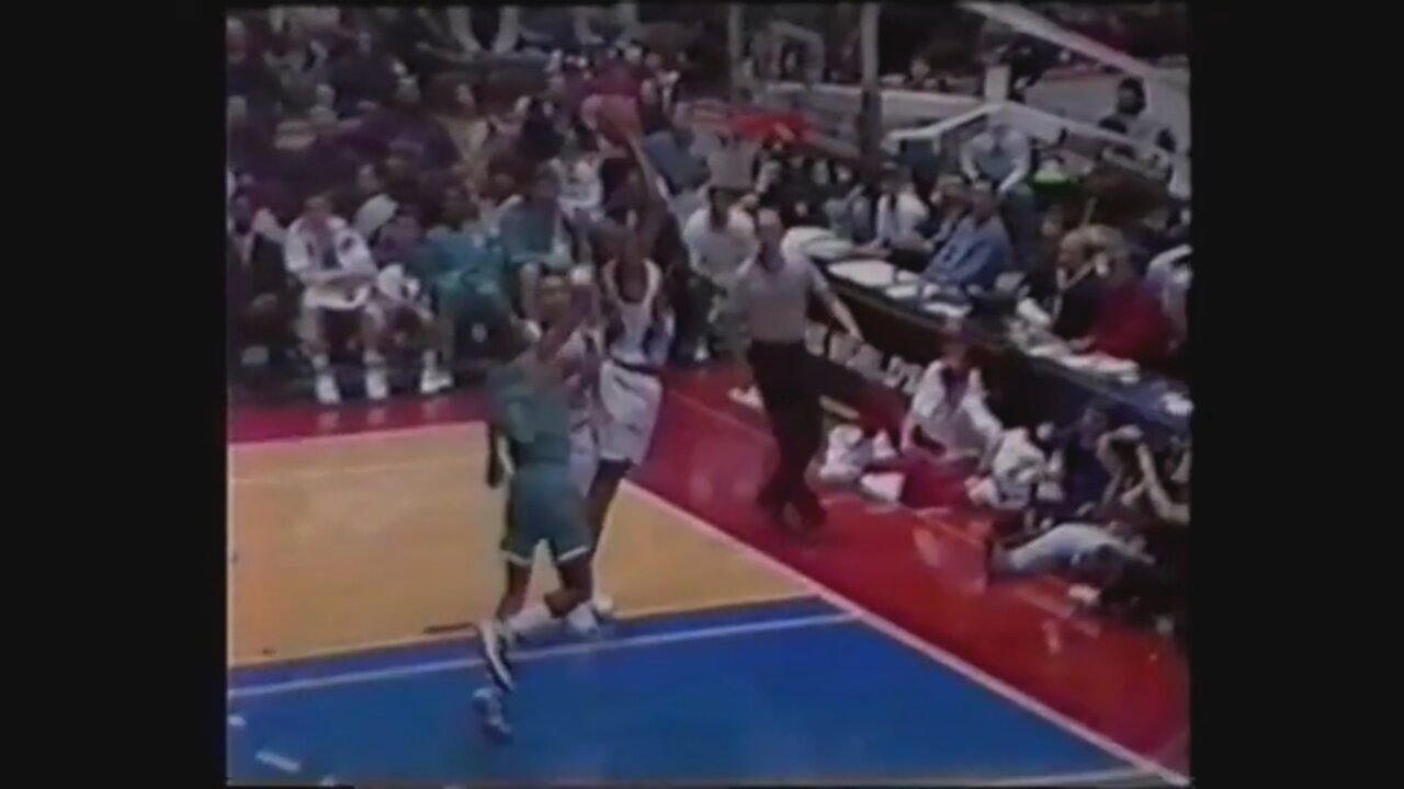 Tim Perry Career-High 31 Points Vs. Hornets, 1993-94.