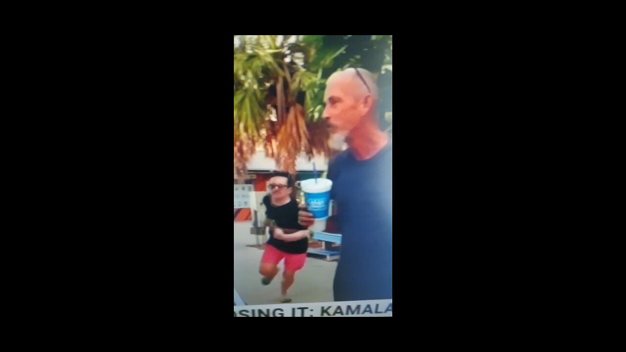 Deranged kamala Harris supporter attacks trump supporter