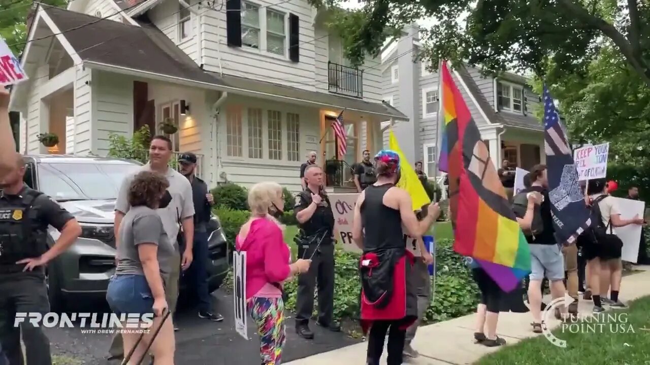 Credit to @drewhlive protestors attempting to sway Justice Opinion (Brett Kavanaugh)