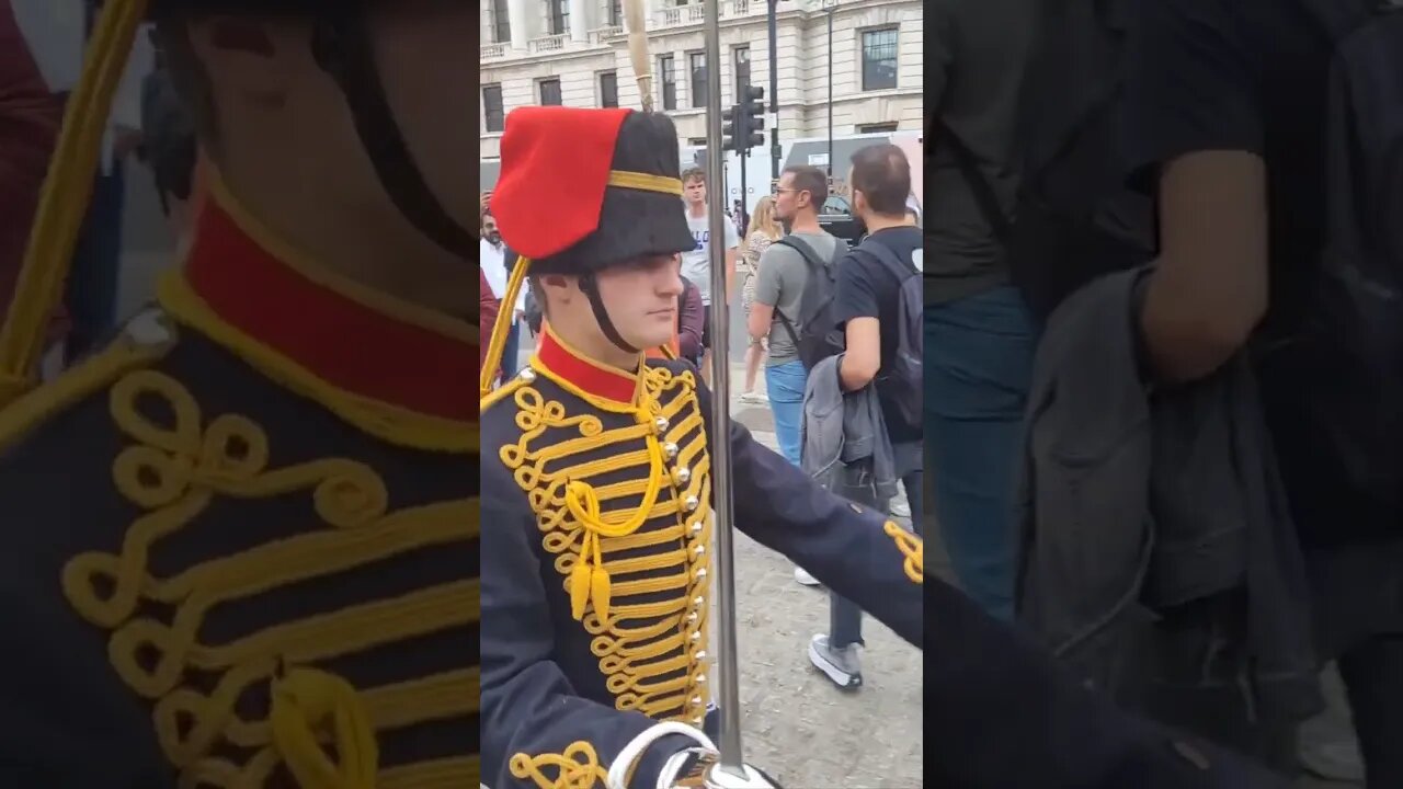 kings troop shouts make way for the Queen's Guard #horseguardsparade