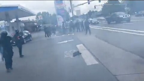Huge Clash Between Antifa And Proud Boys