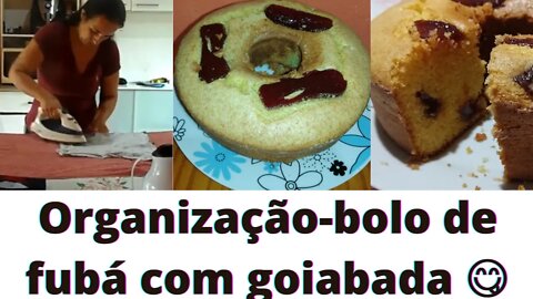 Vlog- Bolo de fubá com goiabada- Almoço simples mais gostoso- Passa roupa para secar