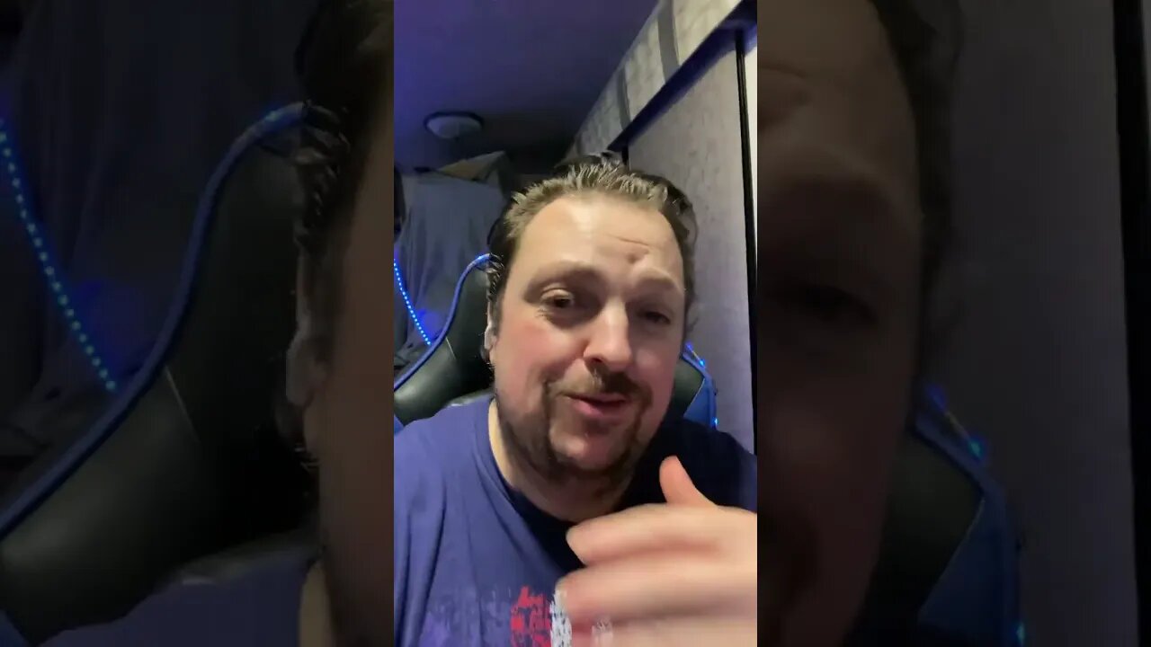 She Hit 100,000 Subscribers In 1 Month!