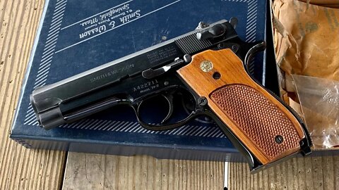 Smith &Wesson model 39-2 at the range for some practice. S&W