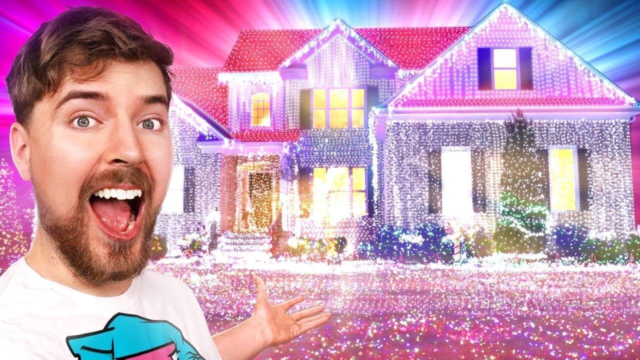 I Put 1,000,000,000 Christmas Lights On A House (World Record)