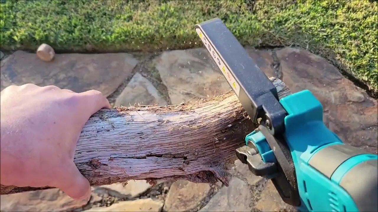 What You Should Know - 6 inch Mini Cordless Chainsaw