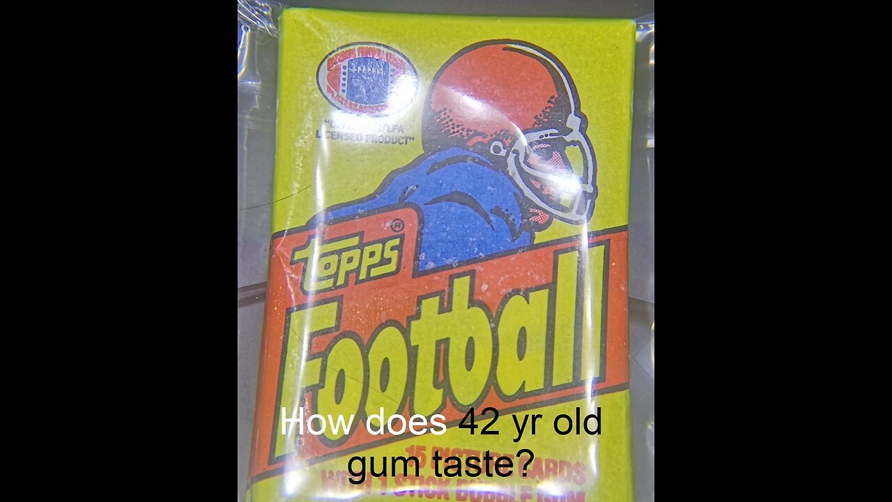 TwoPackTuesdays - Ep 47 - 1981 Topps Football + 2023 pk + Eating 42 yr old gum! Joe Hit.